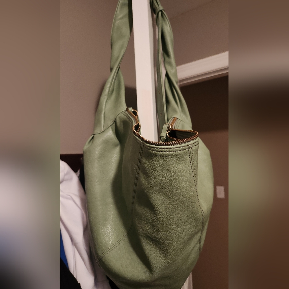 Shoulder bag